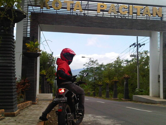 pacitan,jawa timur "pantai nya gan"