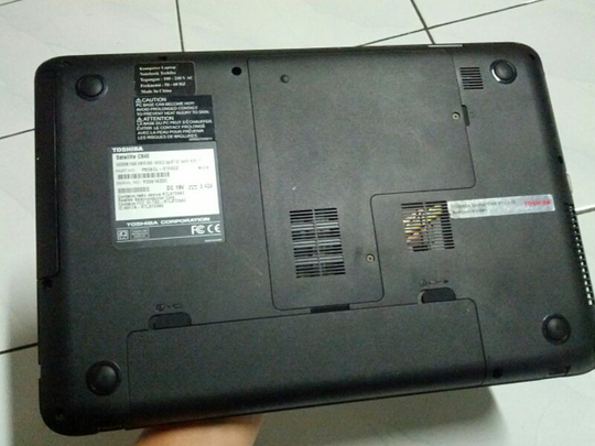 Laptop / Notebook TOSHIBA C840 core i3 murah Jakarta