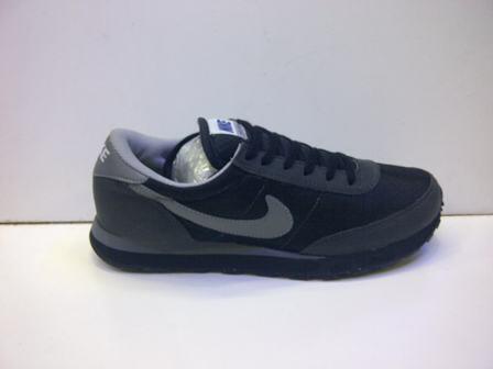 sepatu converse,vans,toms,zara,adidas porsche,puma,reebok,kickers,macbeth,new balance