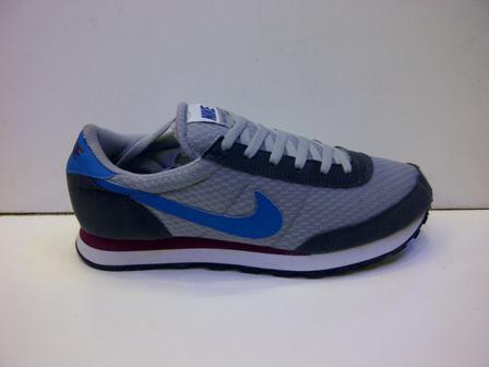 sepatu converse,vans,toms,zara,adidas porsche,puma,reebok,kickers,macbeth,new balance