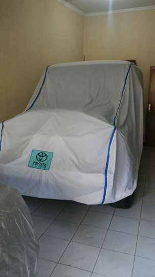 Sporty Auto Car Cover / Selimut Mobil