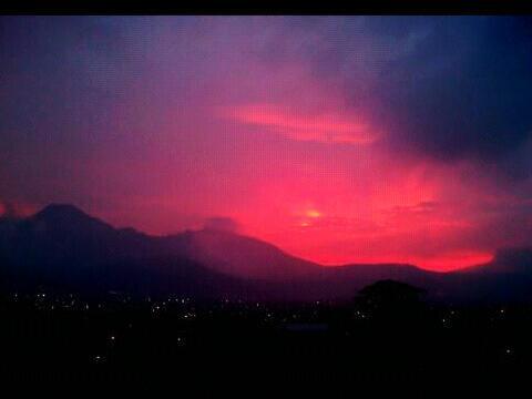 Erupsi Gunung Kelud dalam Foto 13/2/14 22.50WIB