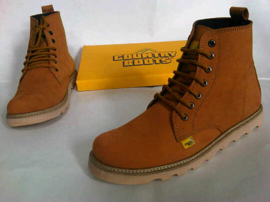 sepatu country boots