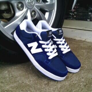 sepatu skate new balance