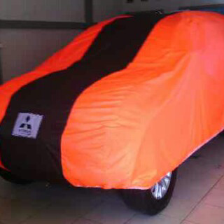 Selimut Mobil Revolusioner / Kerudung (Auto Car Cover)