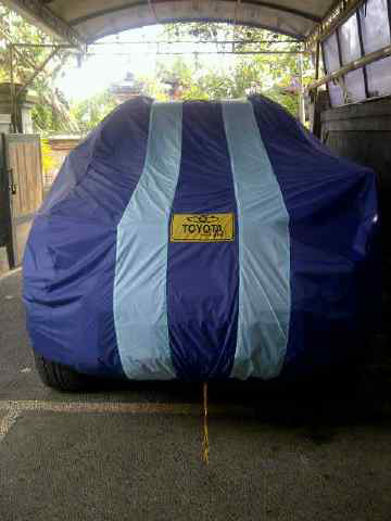 Selimut Mobil Revolusioner / Kerudung (Auto Car Cover)