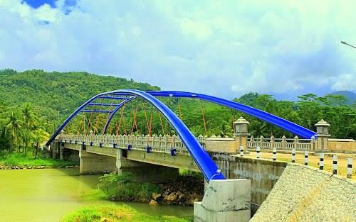 5 Rute Paling Asyik di Dunia Untuk Traveling Naik Motor