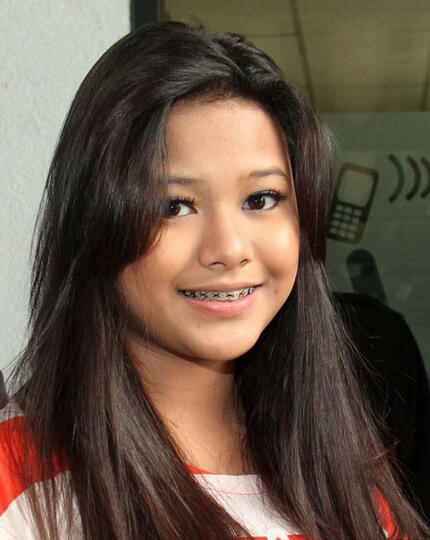 KASKUS Berhasil Ngebully "Aurel" (Anak Anang & KD) Lewat Trit Sampah