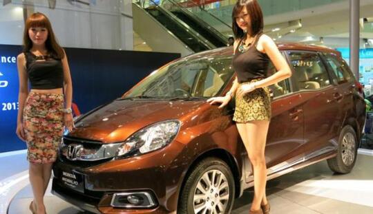 Harga Honda yang paling pengertian ada disini gan ganteng .. silakan masuk