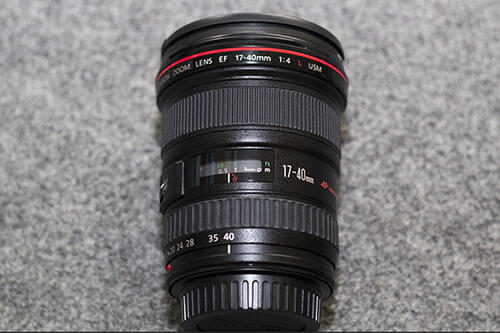 Lensa Canon 17 - 40 mm f4 L USM, kode UA, DS Mei 2014