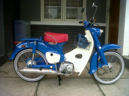 Terjual Honda C70 pispot 1971 Biru modif  Unyil  Segeerrrrr 