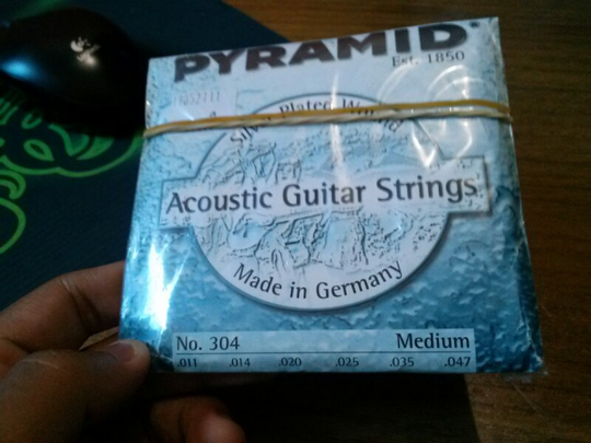 SENAR GITAR ACCOUSTIC PYRAMID ORI PURWOKERTO