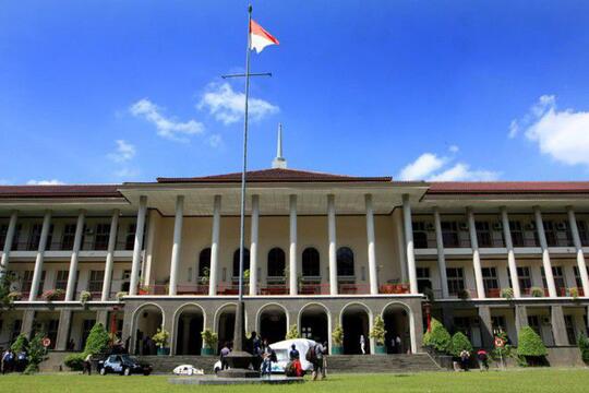 81 Koleksi Hantu Ugm Gratis Terbaik