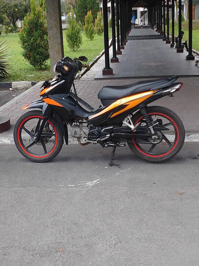 Modifikasi Motor Revo 110