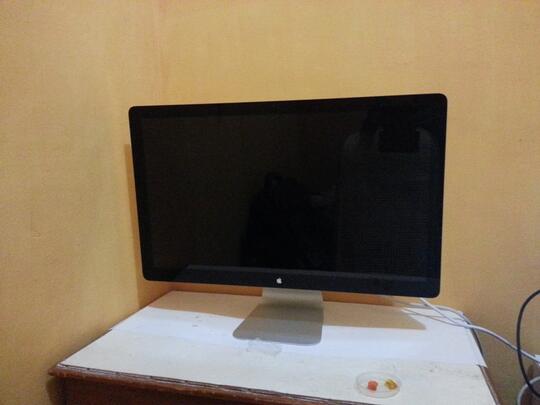 apple thunderbolt display used