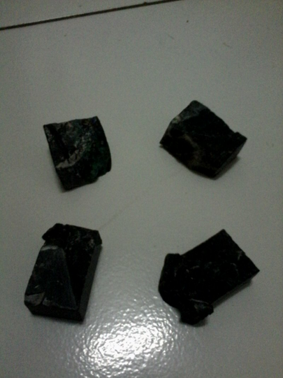 bacan kristal, bacan rawatan, kalimaya, garut pancawarna.. serba murmer..