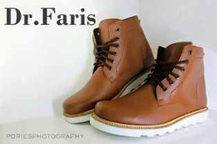 sepatu boots Doctor Faris