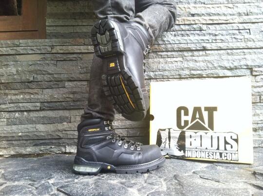 Terjual Jual perlengkapan Perawatan Sepatu  CATERPILLAR  