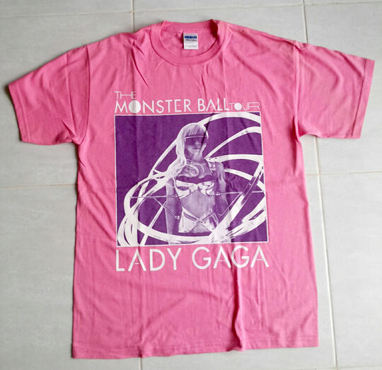 Terjual Lady Gaga T shirt,kaos, jarang 