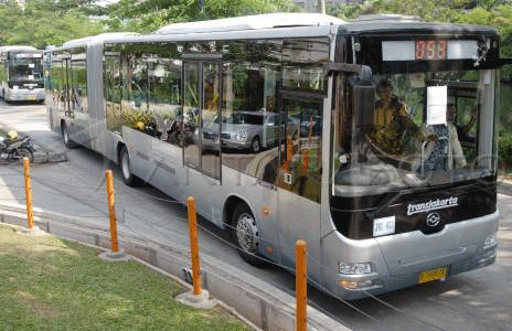 Tulis Memo ke Plt Sekda, Ahok Geram: Buang Saja Bus ke Laut!