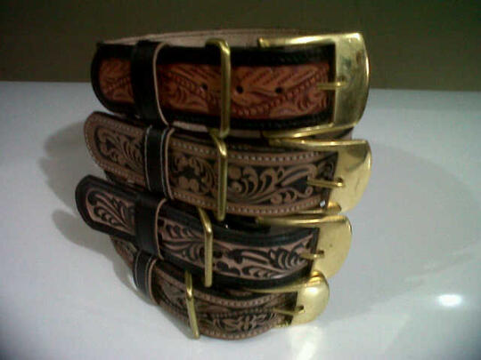 LEATHER COLLAR KULIT UKIR LIMITED DI DUNIA !!!