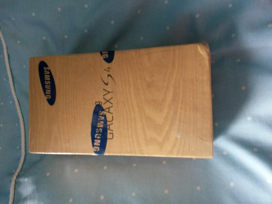 (BNIB) SAMSUNG GALAXY S4 GT-I9500 BLACK MIST 16GB