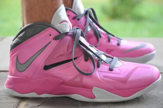 hyperdunk 2013 pink