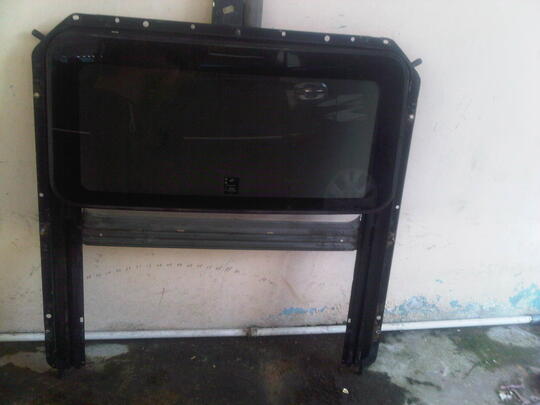 moonroof / sunroof size m nego sampee jadiii...!!!