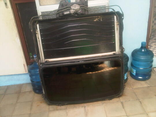 moonroof / sunroof size L nego sampee jadiii...!!!