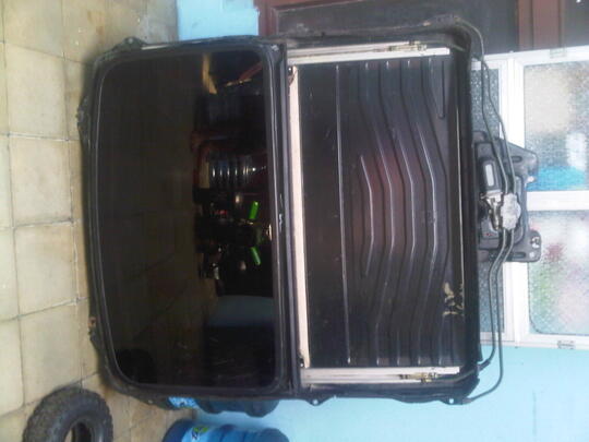 moonroof / sunroof size L nego sampee jadiii...!!!