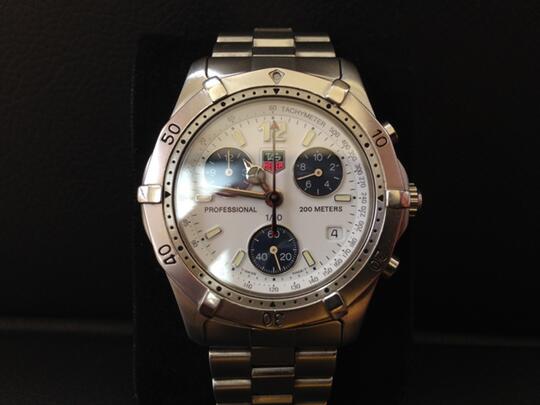 Terjual TAG Heuer Professional 
