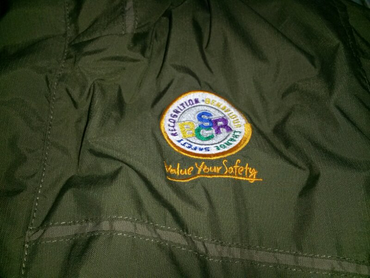 WTS JAKET GUNUNG EKS FREEPORT