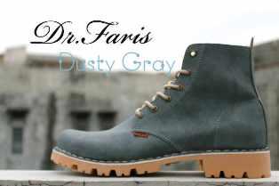 sepatu boots Doctor Faris