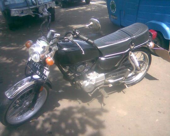 Honda GL 82 Jubah CB 100