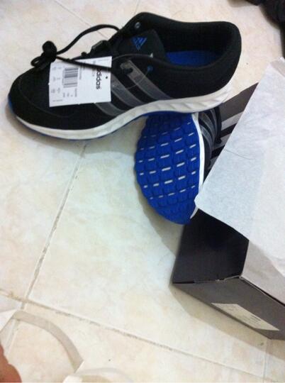 Sepatu running adidas falcon 2m ORI. Limited edition