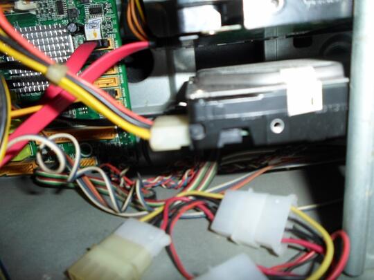 Hdd 80GB sata hitachi mantap
