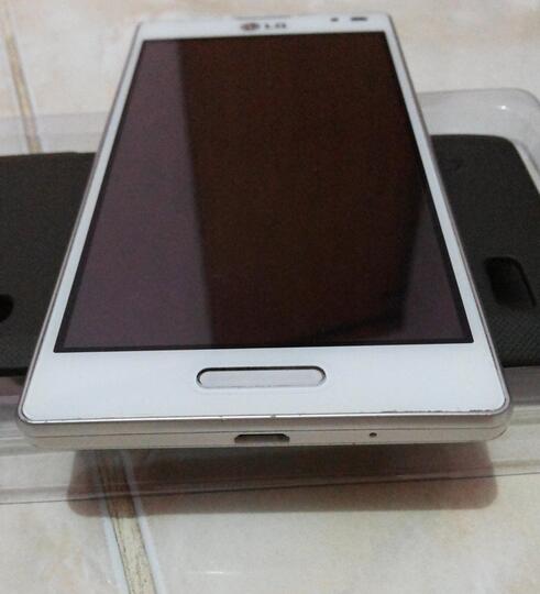 Dijual LG L9 White muluzz byk bonuss murmer
