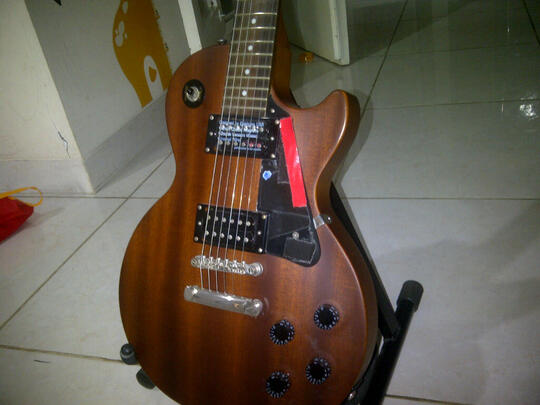 les paul studio brown