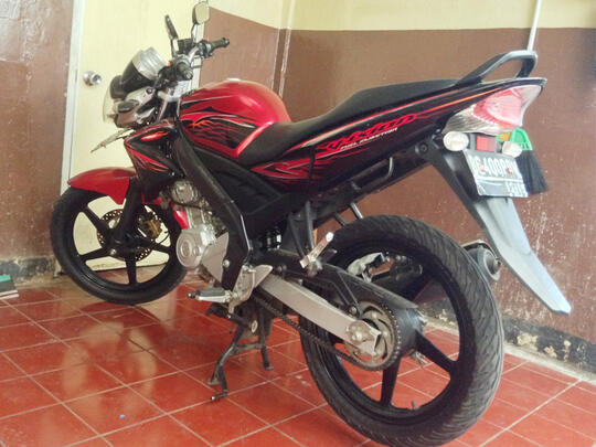 Vixion 2010 Kilometer Under 10rb KM Masuk Gan !!