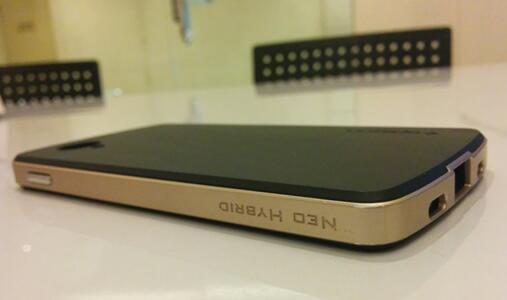Spigen Sgp Neo Hybrid - NEXUS 5 Case (Champagne Gold)