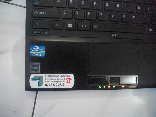 ۞ Toshiba Portege R930. core i5-3230 ivybridge. ram 4gb. SLIM murah sikaat ۞