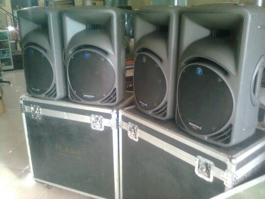 speaker aktif mackie srm 450