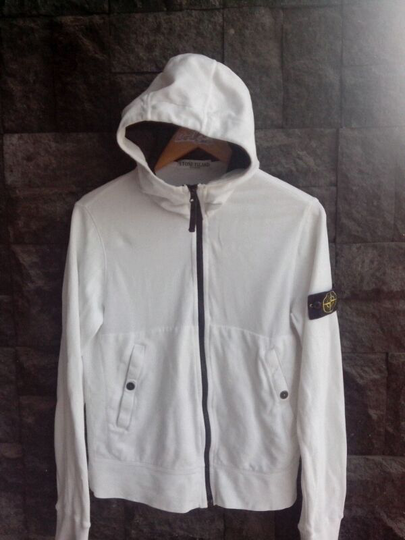 harga zip hoodie stone island