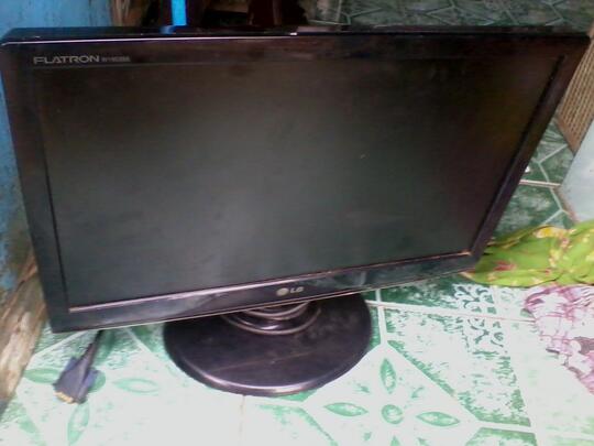 Terjual LCD LG FLATRON W1953 SE | KASKUS