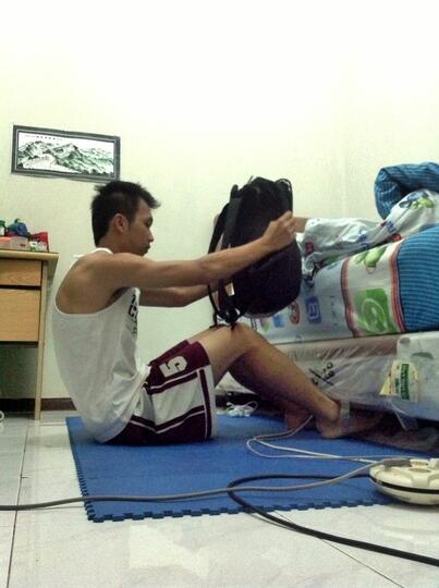 Jangan Ngaku Cowok Kalo Belom Fitness, NIh Fitness Modal TAS !