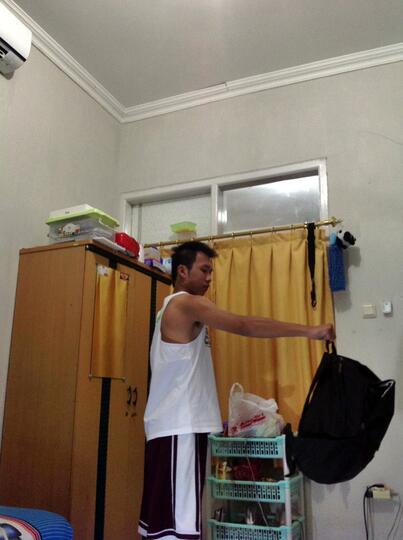 Jangan Ngaku Cowok Kalo Belom Fitness, NIh Fitness Modal TAS !