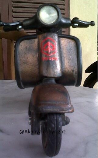 Jual Miniatur Vespa free Ongkir