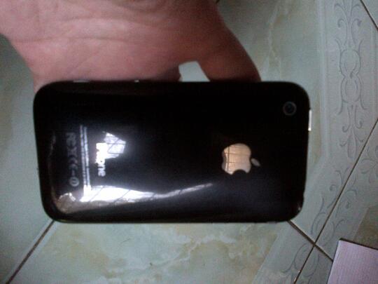 JUAL IPHONE 3GS 8GB BLACK +BONUS