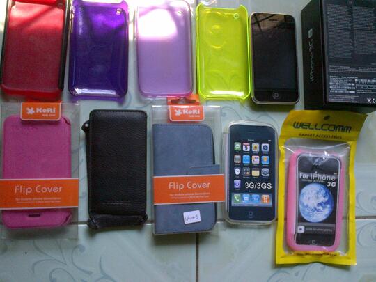 JUAL IPHONE 3GS 8GB BLACK +BONUS