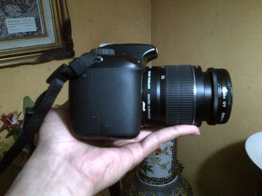 Canon Eos Rebel T3 + Perlengkapannya Mulus Semarang